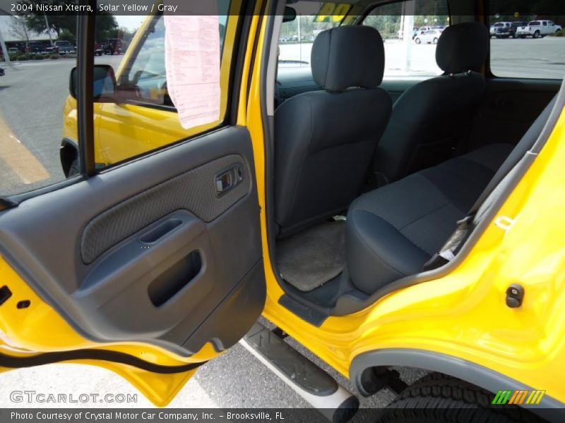 Solar Yellow / Gray 2004 Nissan Xterra