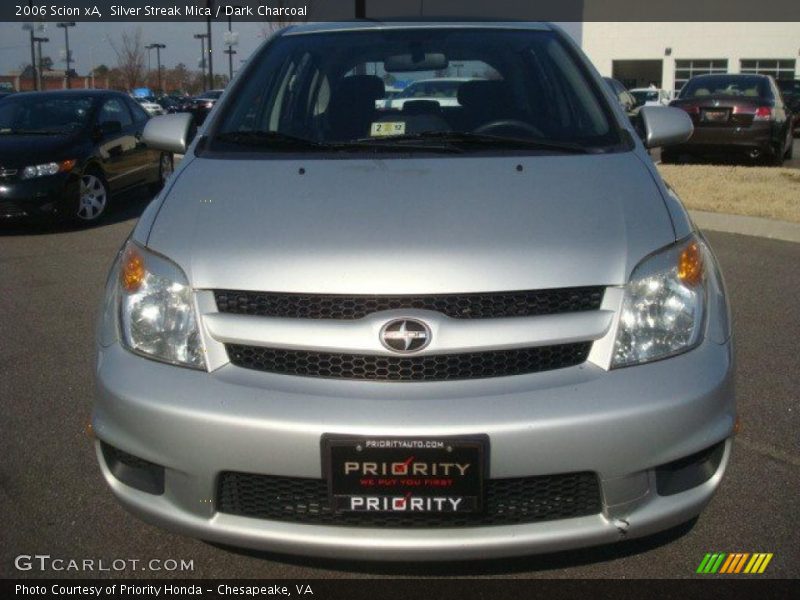 Silver Streak Mica / Dark Charcoal 2006 Scion xA