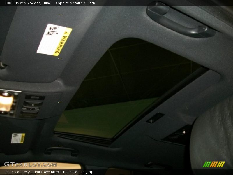 Sunroof of 2008 M5 Sedan
