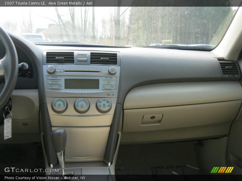 Aloe Green Metallic / Ash 2007 Toyota Camry LE