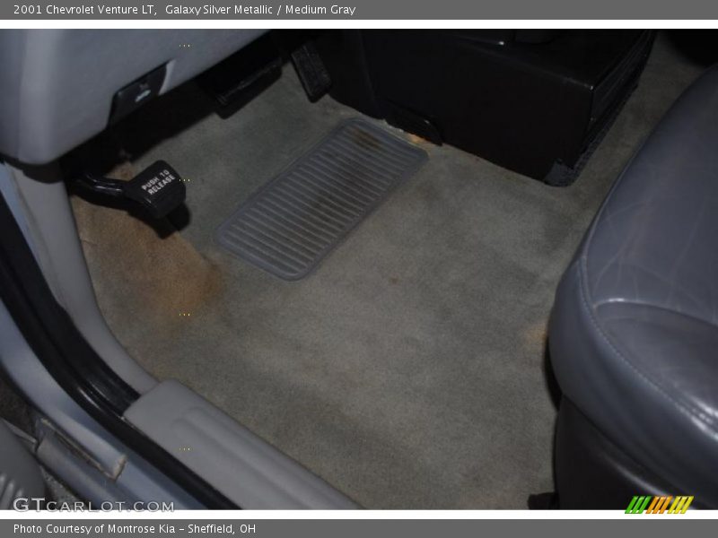 Galaxy Silver Metallic / Medium Gray 2001 Chevrolet Venture LT
