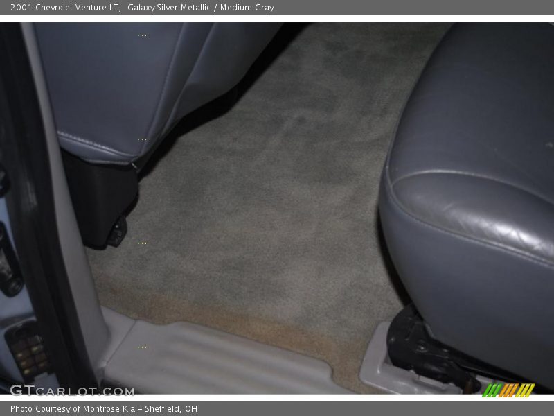 Galaxy Silver Metallic / Medium Gray 2001 Chevrolet Venture LT
