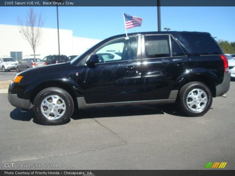 Black Onyx / Gray 2005 Saturn VUE V6