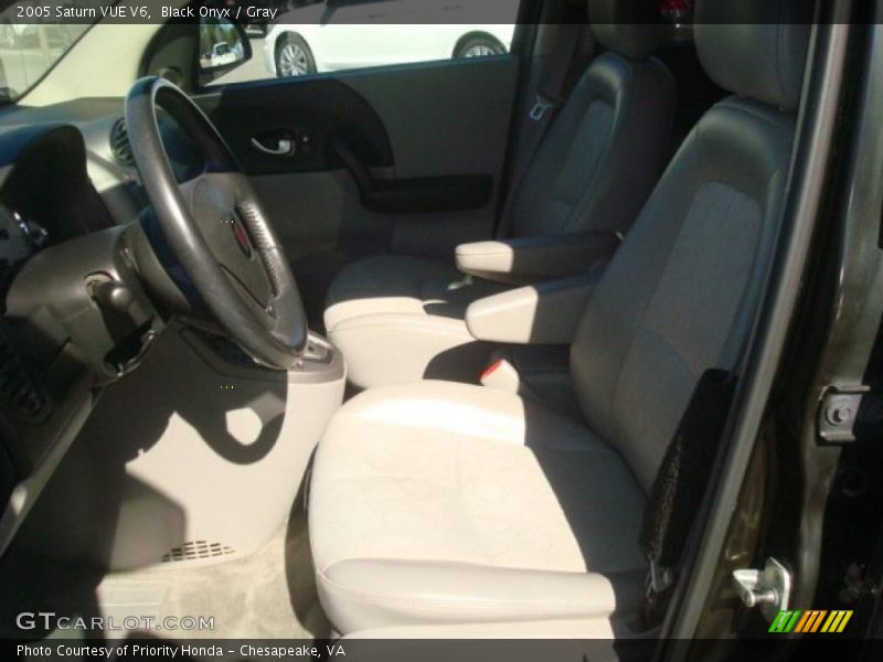 Black Onyx / Gray 2005 Saturn VUE V6