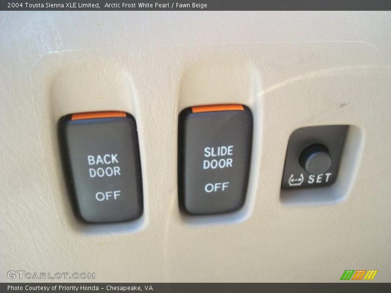 Arctic Frost White Pearl / Fawn Beige 2004 Toyota Sienna XLE Limited