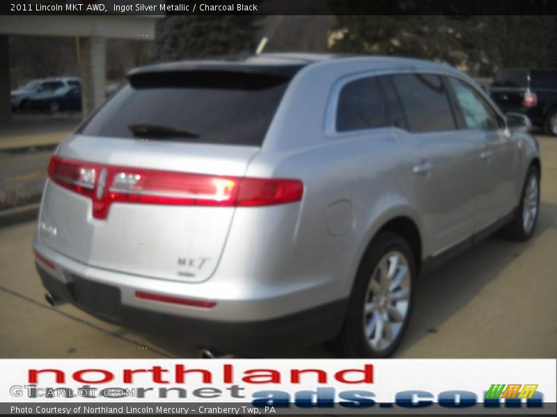 Ingot Silver Metallic / Charcoal Black 2011 Lincoln MKT AWD