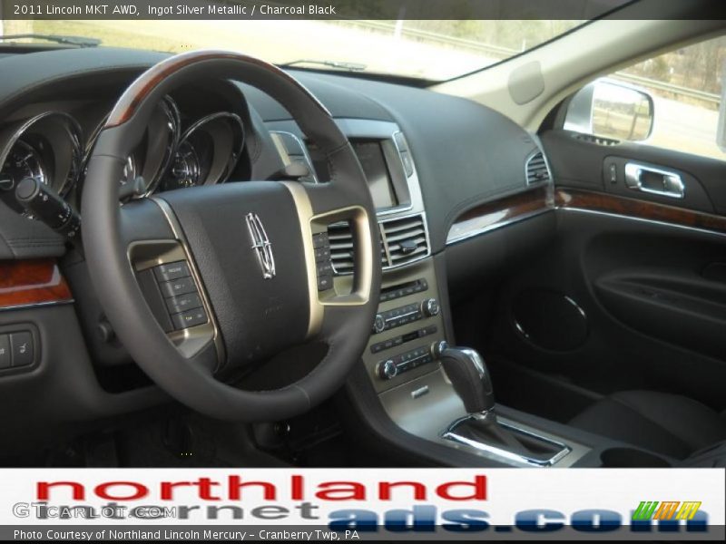 Ingot Silver Metallic / Charcoal Black 2011 Lincoln MKT AWD