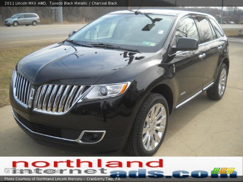 Tuxedo Black Metallic / Charcoal Black 2011 Lincoln MKX AWD