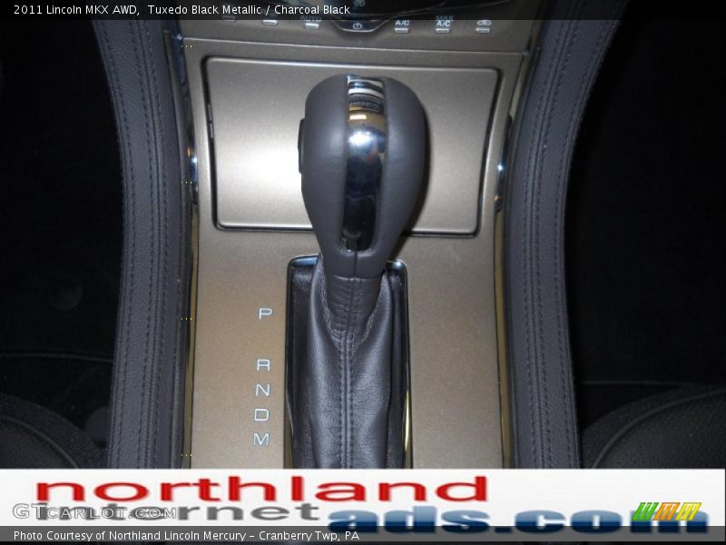 Tuxedo Black Metallic / Charcoal Black 2011 Lincoln MKX AWD