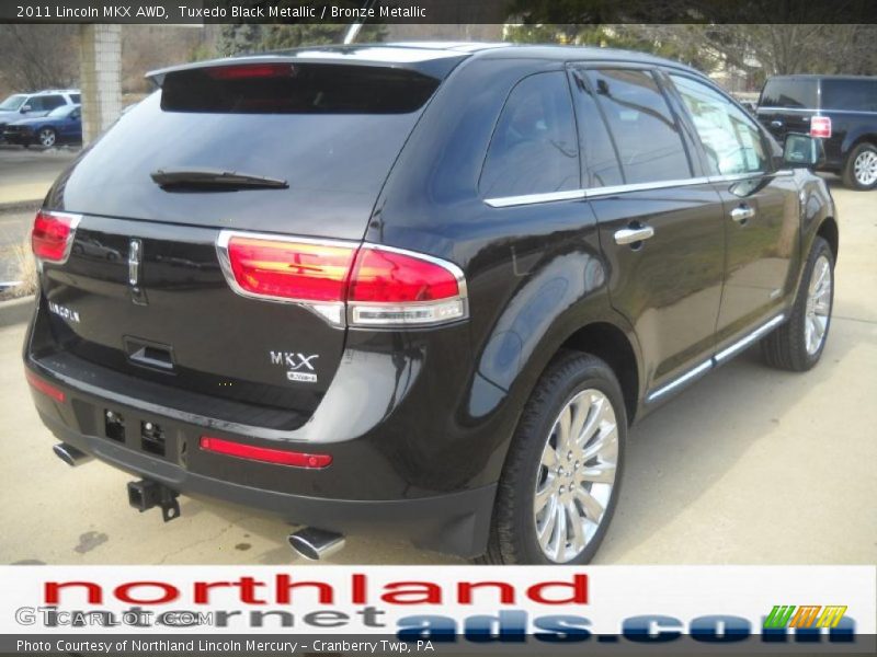 Tuxedo Black Metallic / Bronze Metallic 2011 Lincoln MKX AWD