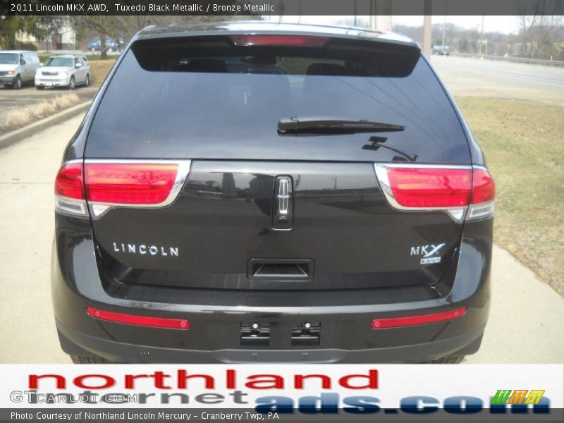 Tuxedo Black Metallic / Bronze Metallic 2011 Lincoln MKX AWD