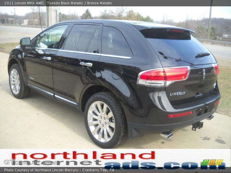 Tuxedo Black Metallic / Bronze Metallic 2011 Lincoln MKX AWD