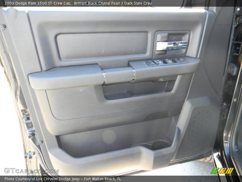Brilliant Black Crystal Pearl / Dark Slate Gray 2009 Dodge Ram 1500 ST Crew Cab