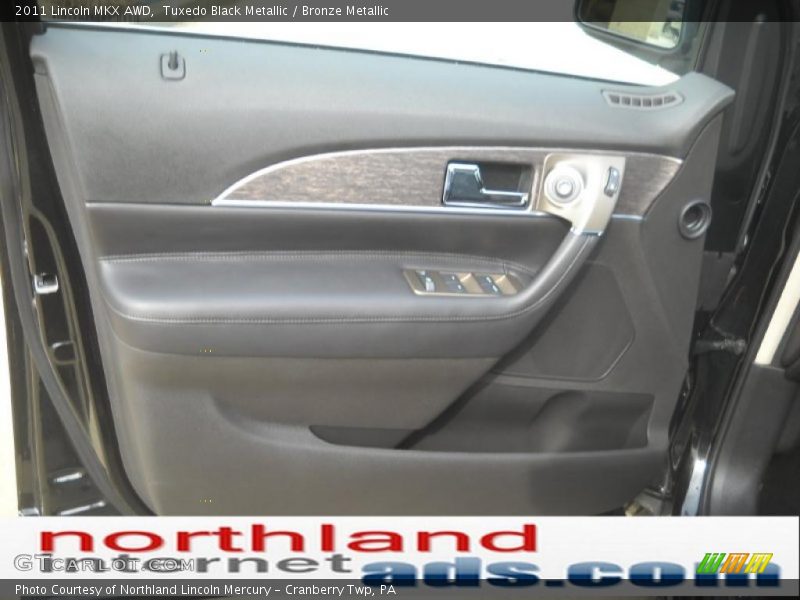 Tuxedo Black Metallic / Bronze Metallic 2011 Lincoln MKX AWD