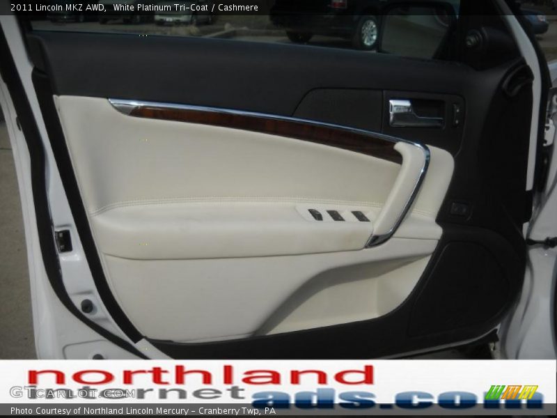 White Platinum Tri-Coat / Cashmere 2011 Lincoln MKZ AWD