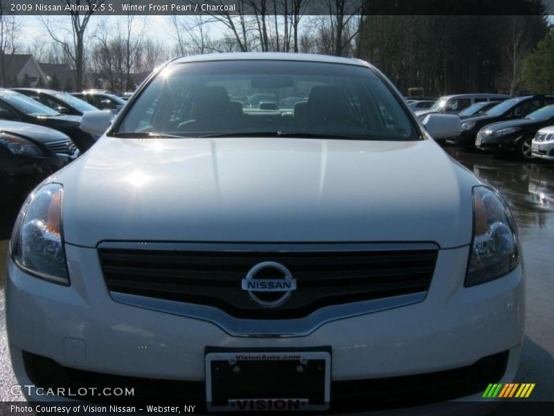 Winter Frost Pearl / Charcoal 2009 Nissan Altima 2.5 S