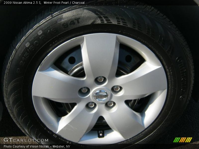 Winter Frost Pearl / Charcoal 2009 Nissan Altima 2.5 S