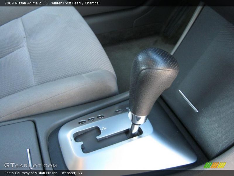 Winter Frost Pearl / Charcoal 2009 Nissan Altima 2.5 S