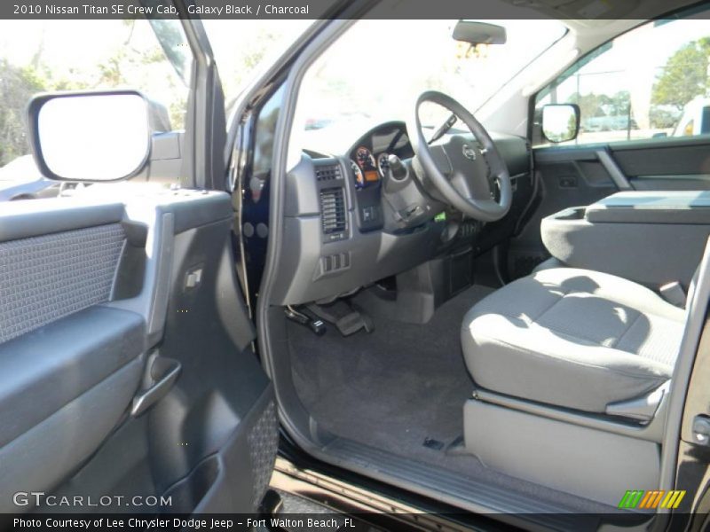 Galaxy Black / Charcoal 2010 Nissan Titan SE Crew Cab