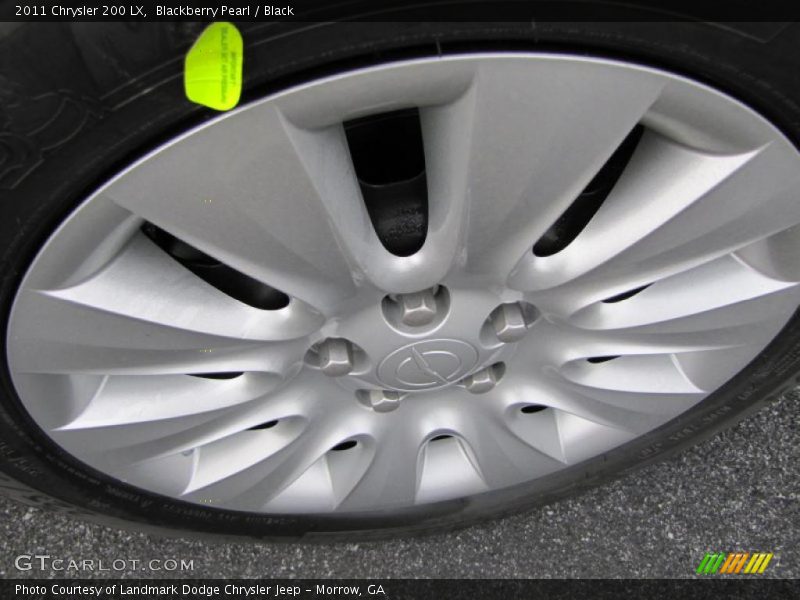 Blackberry Pearl / Black 2011 Chrysler 200 LX