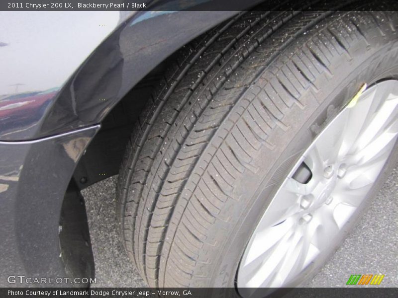 Blackberry Pearl / Black 2011 Chrysler 200 LX