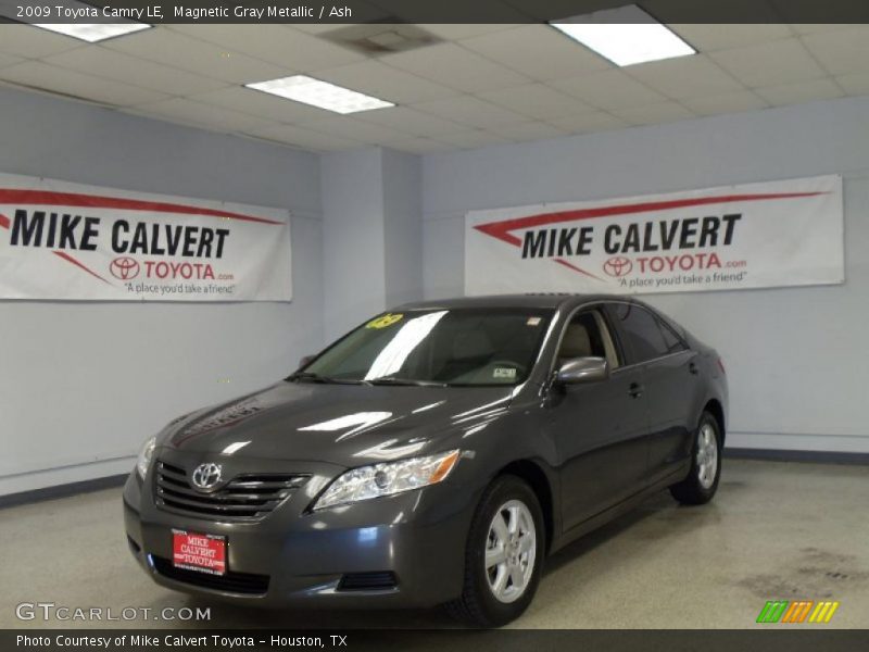 Magnetic Gray Metallic / Ash 2009 Toyota Camry LE
