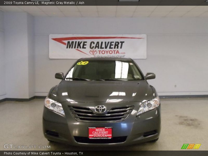 Magnetic Gray Metallic / Ash 2009 Toyota Camry LE