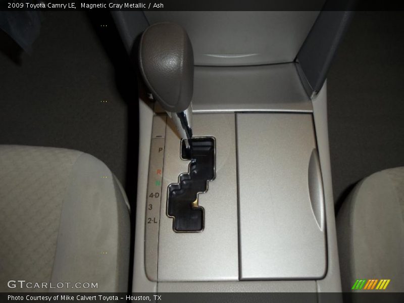 Magnetic Gray Metallic / Ash 2009 Toyota Camry LE
