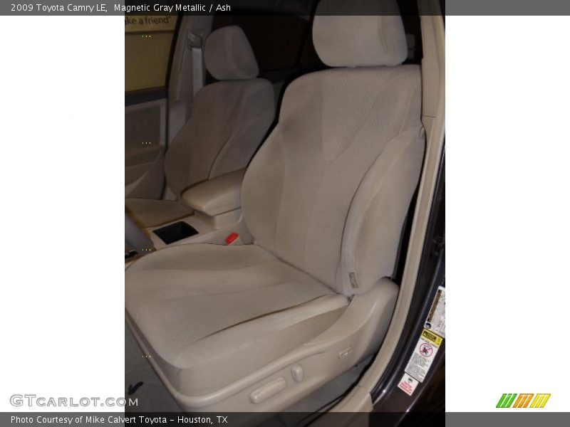 Magnetic Gray Metallic / Ash 2009 Toyota Camry LE