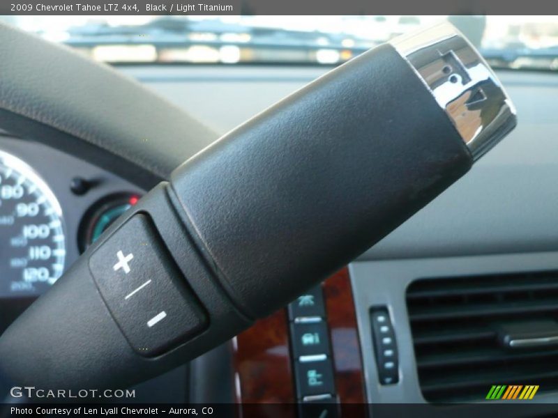 Black / Light Titanium 2009 Chevrolet Tahoe LTZ 4x4