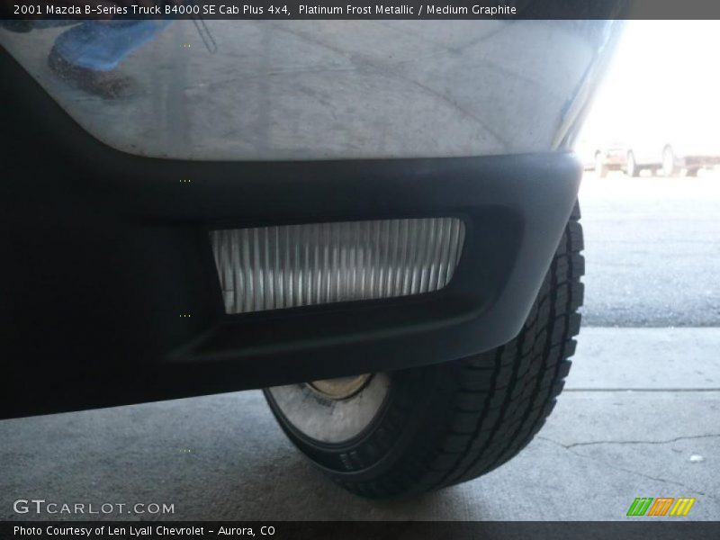 Platinum Frost Metallic / Medium Graphite 2001 Mazda B-Series Truck B4000 SE Cab Plus 4x4