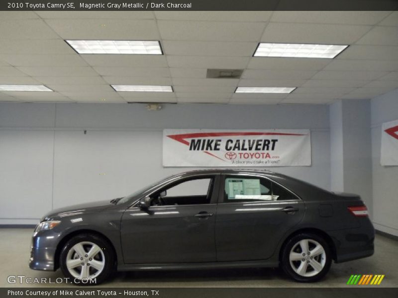 Magnetic Gray Metallic / Dark Charcoal 2010 Toyota Camry SE