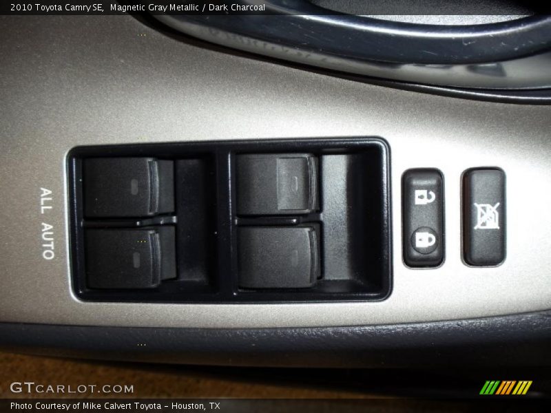 Magnetic Gray Metallic / Dark Charcoal 2010 Toyota Camry SE