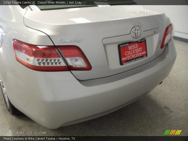 Classic Silver Metallic / Ash Gray 2010 Toyota Camry LE