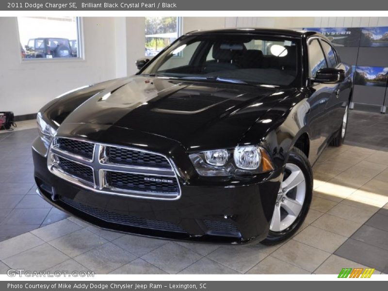 Front 3/4 View of 2011 Charger SE