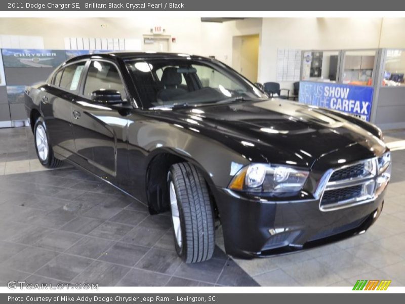 Brilliant Black Crystal Pearl / Black 2011 Dodge Charger SE