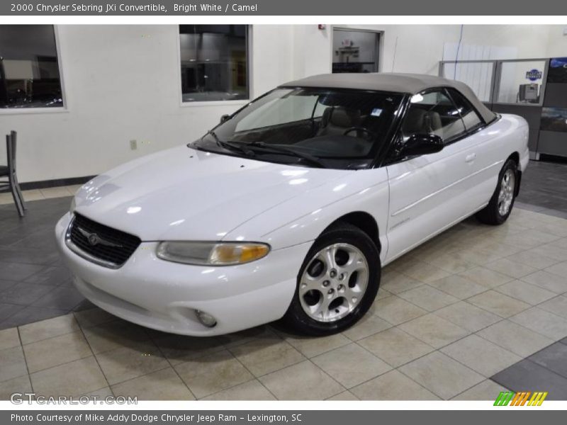 Bright White / Camel 2000 Chrysler Sebring JXi Convertible