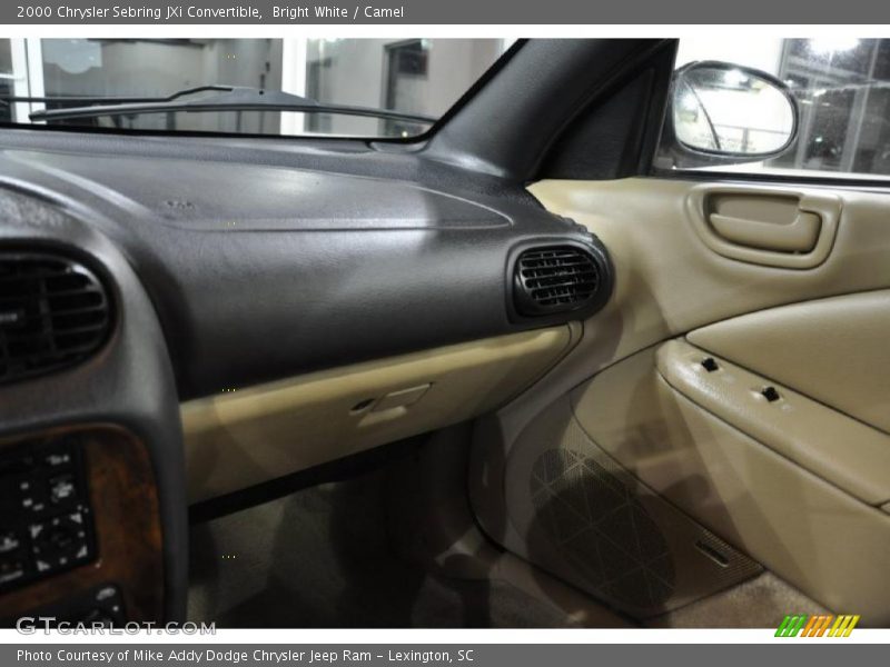 Bright White / Camel 2000 Chrysler Sebring JXi Convertible