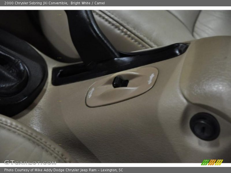 Bright White / Camel 2000 Chrysler Sebring JXi Convertible