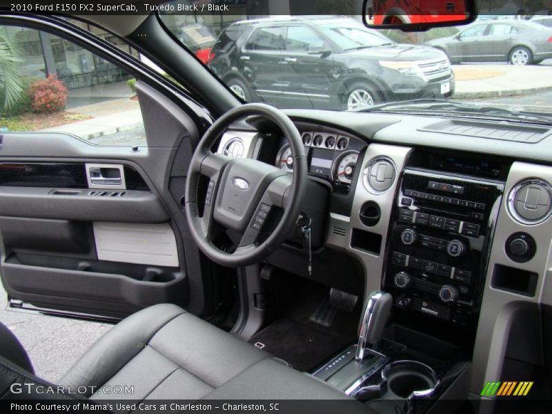 Tuxedo Black / Black 2010 Ford F150 FX2 SuperCab