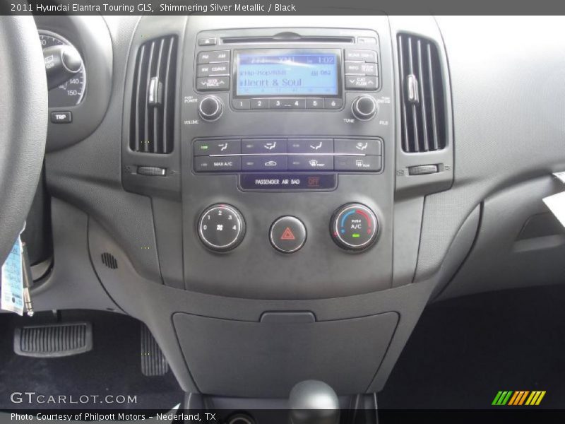Controls of 2011 Elantra Touring GLS