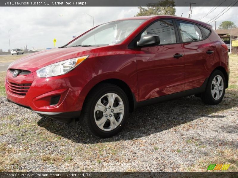  2011 Tucson GL Garnet Red