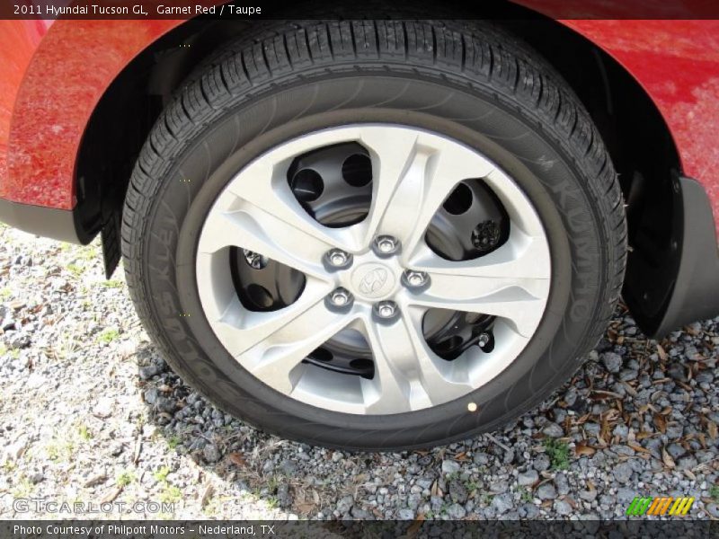  2011 Tucson GL Wheel