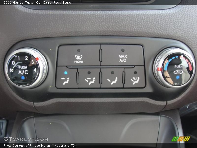 Controls of 2011 Tucson GL