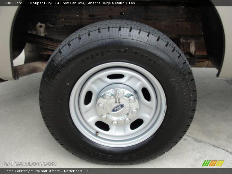  2005 F250 Super Duty FX4 Crew Cab 4x4 Wheel
