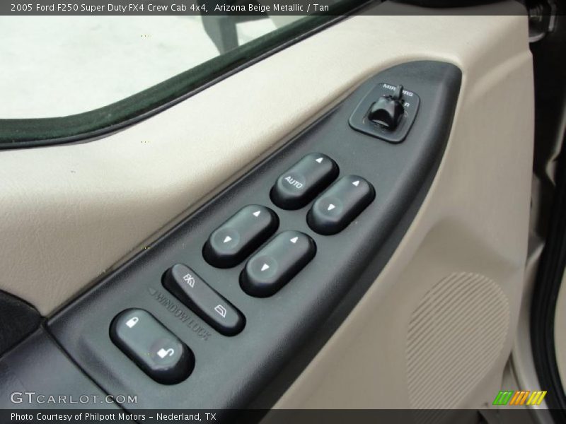 Arizona Beige Metallic / Tan 2005 Ford F250 Super Duty FX4 Crew Cab 4x4