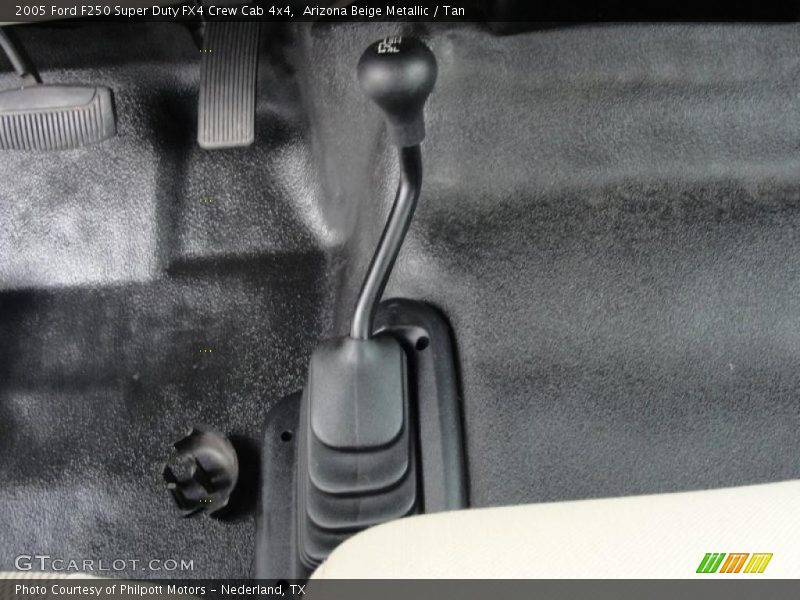 Arizona Beige Metallic / Tan 2005 Ford F250 Super Duty FX4 Crew Cab 4x4