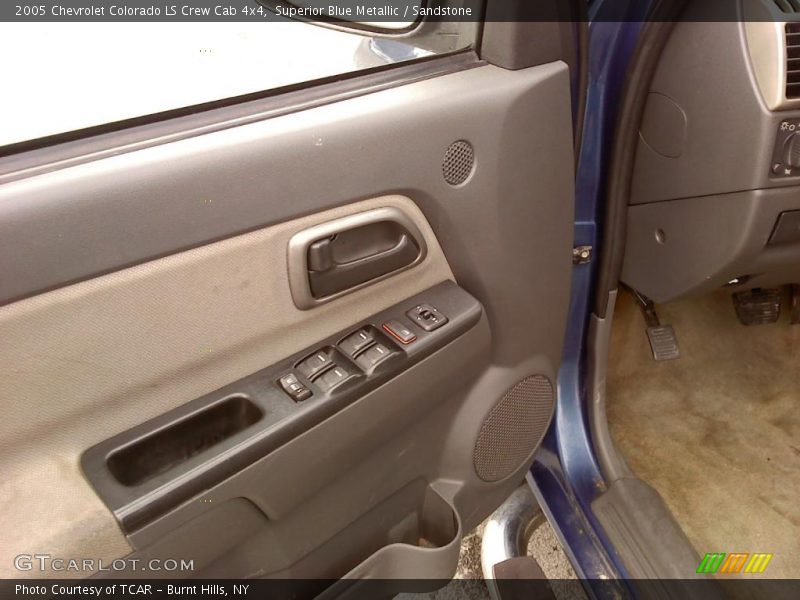 Superior Blue Metallic / Sandstone 2005 Chevrolet Colorado LS Crew Cab 4x4