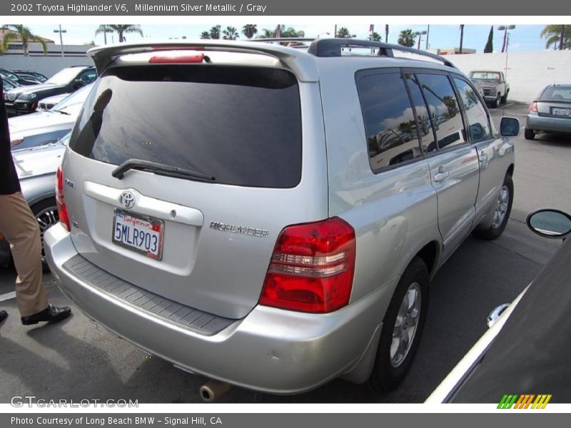 Millennium Silver Metallic / Gray 2002 Toyota Highlander V6