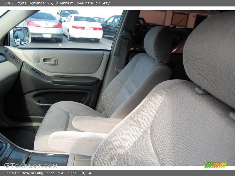 Millennium Silver Metallic / Gray 2002 Toyota Highlander V6